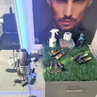 لوازم آرایشگاه مردانه|آرایشگاه و سالنهای زیبایی|بیرجند, |دیوار