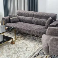مبل و نیز ناهار خوری در حد نو کلا یکسال کارکرده|مبلمان خانگی و میز عسلی|اصفهان, گلستان|دیوار