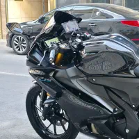 (r25)یاماها r15 v4 YAMAHA
