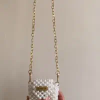 کیف ارپاد با مروارید  قیمت ۳۰۰ تومن