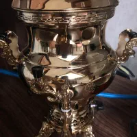 سماور طلایی