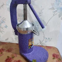 آب مرکبات و اب انار گیر دستی