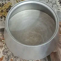 قابلمه وتشت خمیر|ظروف پخت‌وپز|ایلام, |دیوار