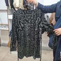 تونیک|لباس|قم, وادی السلام|دیوار