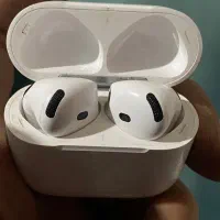 ایرپاد ۴ با نویزکنسلینگ