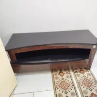 میز تلویزیون هایگلاس