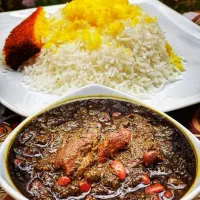 سرآشپز و مربی غذای ایرانی گیلانی هستم|استخدام خدمات فروشگاه و رستوران|بومهن, |دیوار