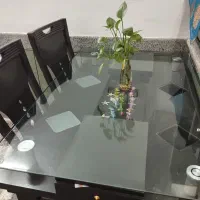 میز غذاخوری
