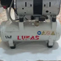 تراز لیزری و پمپ باد ۱۰لیتری|حراج|کلیبر, |دیوار