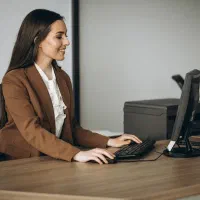 استخدام کارشناس فروش