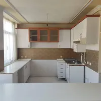 فروش آپارتمان ۹۰ متر در ساختمان سنگی