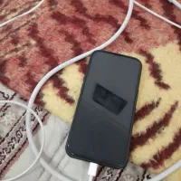 اپل iPhone 13 با حافظهٔ ۱۲۸ گیگابایت