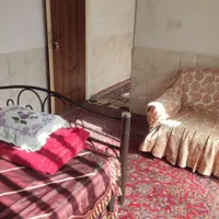 منزل حیاط دارمبله شیک برای اجاره‌ی روزانه ساعتی|اجارهٔ کوتاه‌مدت آپارتمان و سوئیت|شیراز, کوی طلاب|دیوار