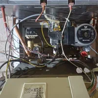 سرویسکار پکیج شوفاژ لباسشویی آبگرمکن