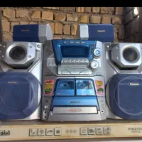 کمدی فلزی و ضبط قدیمی|کلکسیون اشیاء عتیقه|آفتاب, |دیوار