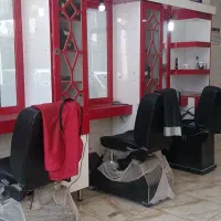 دکور آرایشگاه مردانه بهمراه جای 3 صندلی کار.|آرایشگاه و سالن‌های زیبایی|خاش, |دیوار