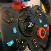 کیس گیمینگ و فرمان و پدال گاز|رایانه رومیزی|رشت, چله خانه|دیوار