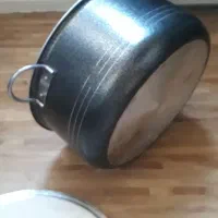 قابلمه بزرگ در حد نو