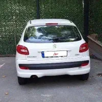 پژو 207