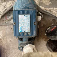 پمپ آب و مخزن