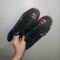 کفش فوتبال|تجهیزات ورزشی|شاهین‌شهر, مخابرات (شهید بهشتی)|دیوار