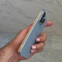 اپل iPhone 15 Pro با حافظهٔ ۱۲۸ گیگابایت|موبایل|مشهد, سید رضی|دیوار