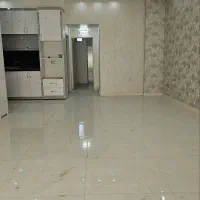 آپارتمان 105 متری /  شیک  / دوخوابه