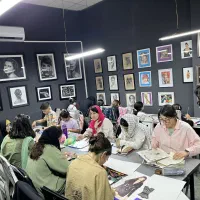 کلاس و آموزش طراحی لباس