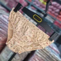 به تعدادی همکار خانم در تولیدی پوشاک نیاز مندیم|استخدام صنعتی، فنی، مهندسی|اسلامشهر, شهرک قائمیه|دیوار