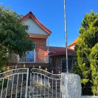 ویلانیم پیلوت شهرکی دنج نزدیک دریاچه