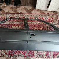 دو عدد درب پژو پارس سمت شاگرد