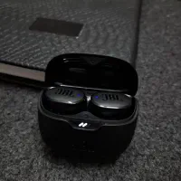 JBL TUNE BUDS