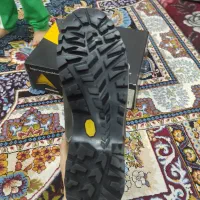 پوتین کوهساری نو|کیف، کفش، کمربند|شاهین دژ, |دیوار