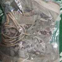 یک جفت پوتین عملیاتی خاکی سایز 42