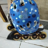 کفش اسکیت سایز ۲۵ تا۳۴|دوچرخه، اسکیت، اسکوتر|محمدشهر, همایون ویلا|دیوار