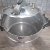 دیگ زودپز ۸لیتری۱۵۰۰۰۰۰|ظروف پختوپز|قروه, |دیوار