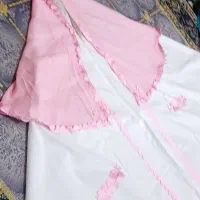 دو عدد چادر نماز دخترانه و یک عدد مغنعه عربی