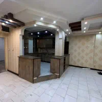 85متر-2خواب-پارکینگ-کاغذ-دیواری