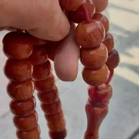 تسبیح کهربا|کلکسیون اشیاء عتیقه|اندیشه, اندیشه فاز ۲|دیوار