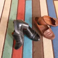 کفش سایز ۴۲عسلیه مشکی سایز  ۴۰چرم درحد نو|کیف، کفش، کمربند|یزد, |دیوار