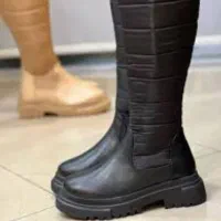 یک جفت پوتین یکبار پدشیدم پایین میدم