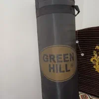 کیسه بوکس با دستکش