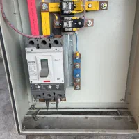 تابلو برق|ماشین‌آلات صنعتی|تهران, صد دستگاه|دیوار