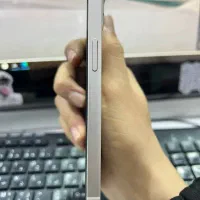 Iphone13 Normal|موبایل|اندیشه, اندیشه فاز ۳|دیوار