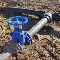 آبیاری قطره ای و لوله کشی آب کشاورزی