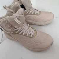 کفش طبیعت گردی و کوهنوردی هوکا اصل