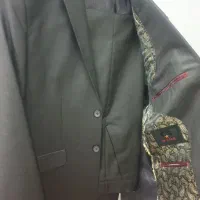 ۳کت شلوار سایز ۴۴و ۴۶ و پالتو سایز xl