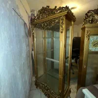 ویترین و ساعت