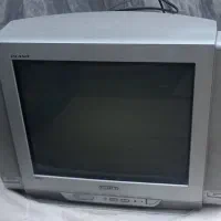 تلویزیون ۲۱ اینچ و مبل ۷ نفره و ویترین