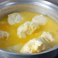 کره و روغن محلی عسل طبیعی